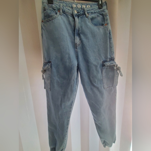 S.O.N.G Denim - S.O.N.G  Blue Cargo jeans  high waist size 7/28